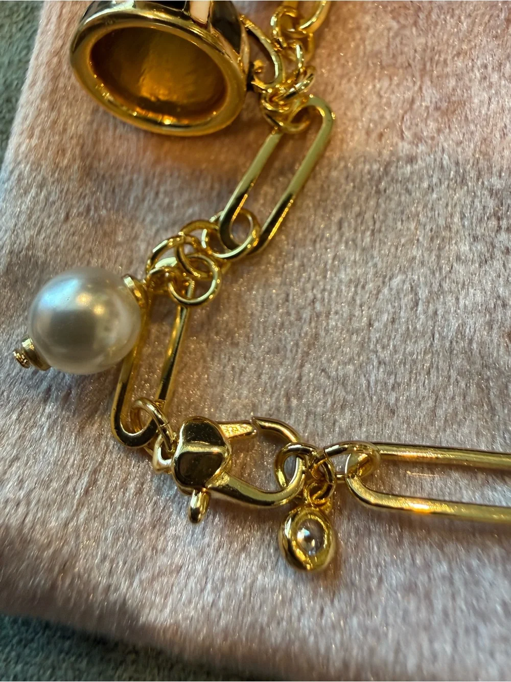 Kate Spade |♠️| Gold Plated, Black, White & Pearl Teacup Charm Bracelet - Picture 2 of 6